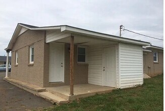 1325 Dartwood Ln in Stanley, NC - Building Photo - Building Photo