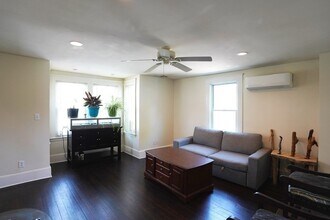 43 Alpine Pl in Franklin, MA - Building Photo - Building Photo