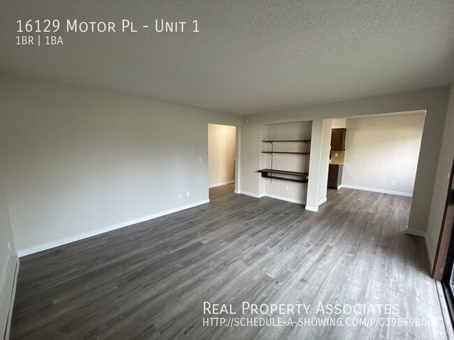 16129 Motor Pl, Unit Unit 1 in Lynnwood, WA - Building Photo - Building Photo