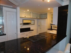 336 N Birch Rd in Fort Lauderdale, FL - Building Photo - Building Photo