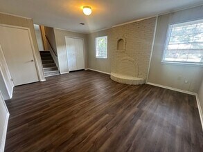 705 Buena Vista Dr in Fayetteville, NC - Building Photo - Building Photo