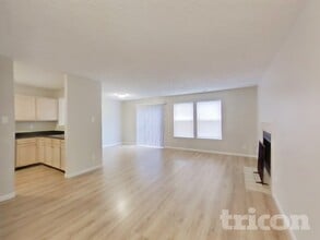 6750 Pembridge Way in Indianapolis, IN - Building Photo - Building Photo