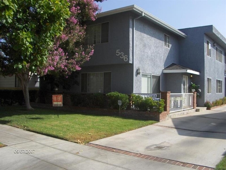 536 North Mariposa St in Burbank, CA - Building Photo