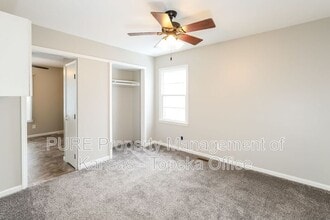 2004 SW Medford Ave in Topeka, KS - Building Photo - Building Photo