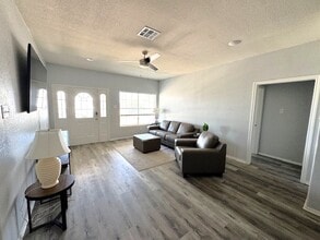 1500-1506 James Ave in Waco, TX - Foto de edificio - Building Photo