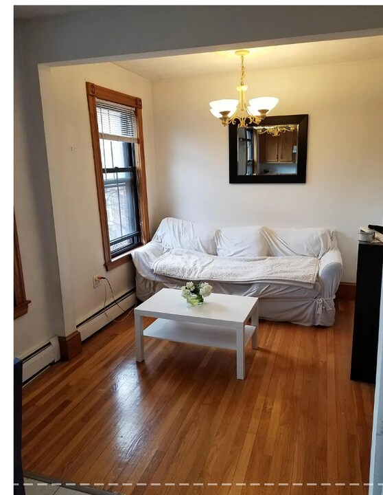 20 Hanson St, Unit 3 in Boston, MA - Building Photo