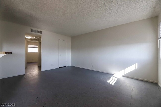 1404 E Mesquite Ave in Las Vegas, NV - Building Photo - Building Photo