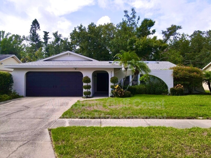 6366 Bikini Rd in Sarasota, FL - Building Photo