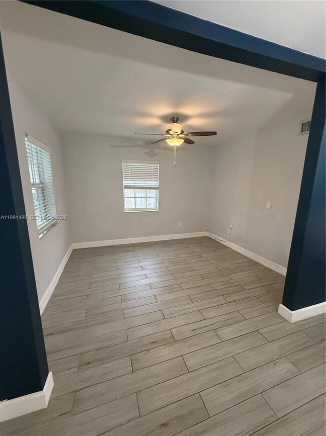 430 NW 60th Ave in Miami, FL - Building Photo - Building Photo