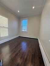 14 River St in Lodi, NJ - Foto de edificio - Building Photo