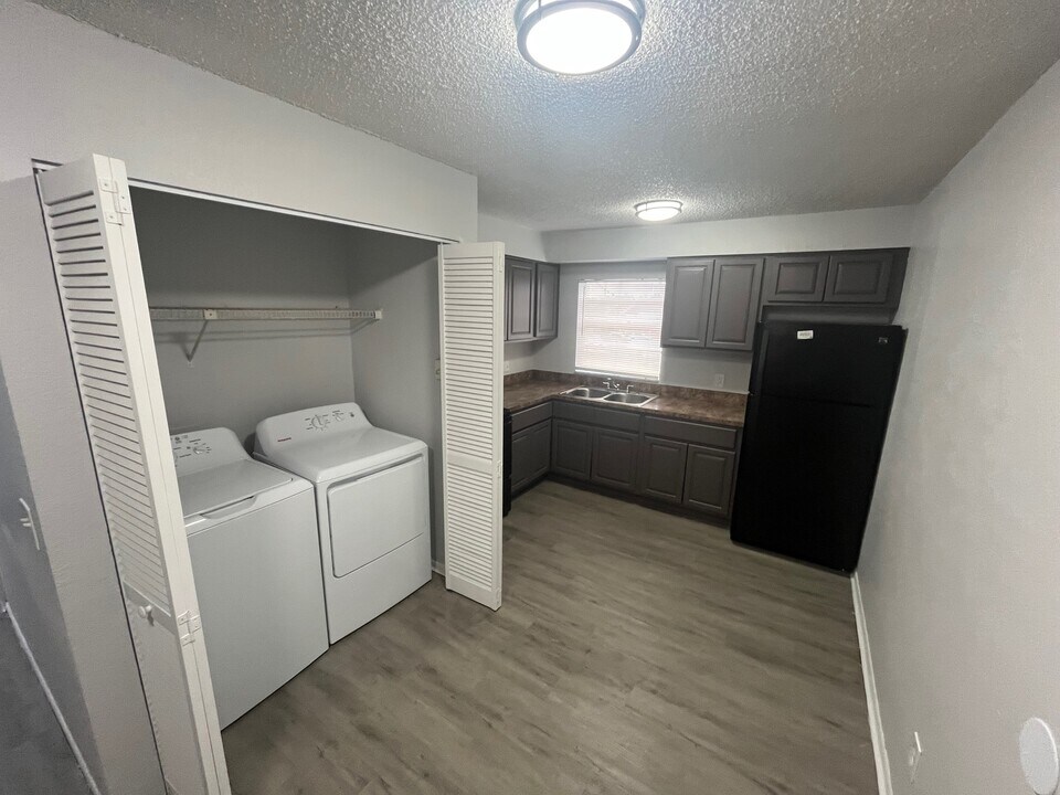6912 N 22nd St, Unit C in Tampa, FL - Foto de edificio