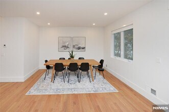 65 Franklin St in Tenafly, NJ - Building Photo - Building Photo