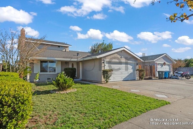 8370 Parish Way in Gilroy, CA - Building Photo - Building Photo