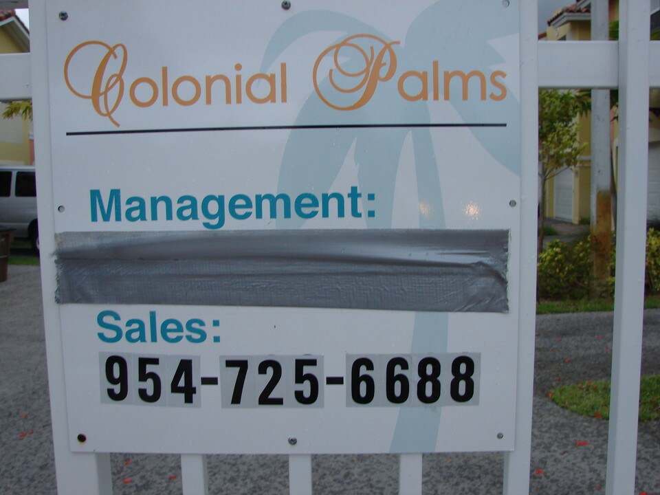 Colonial Palms in Deerfield Beach, FL - Building Photo