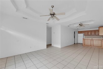 1404 Prosperity Dr, Unit 1 in Edinburg, TX - Building Photo - Building Photo