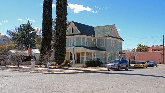 1123 Michigan Ave in Alamogordo, NM - Building Photo - Building Photo