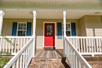 123 Leonard Dr in New Bern, NC - Building Photo - Building Photo