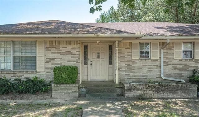 property at 439 W Main St