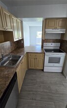 11120 SW 196th St in Miami, FL - Building Photo - Building Photo