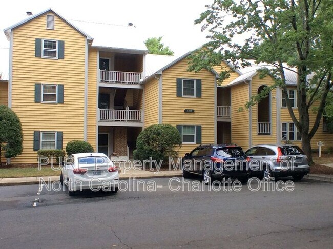 3302 Selwyn Farms Ln in Charlotte, NC - Building Photo - Building Photo