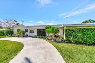502 SW 28th Ave in Boynton Beach, FL - Building Photo - Building Photo