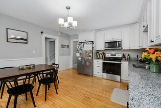 71 New Boston Rd in Bedford, NH - Building Photo - Building Photo