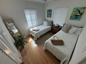 642 Oak St in Boynton Beach, FL - Building Photo - Building Photo