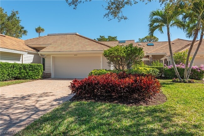 6624 Trident Way in Naples, FL - Building Photo - Building Photo