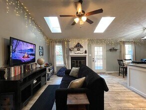 627 Dowfield Dr in Fayetteville, NC - Building Photo - Building Photo