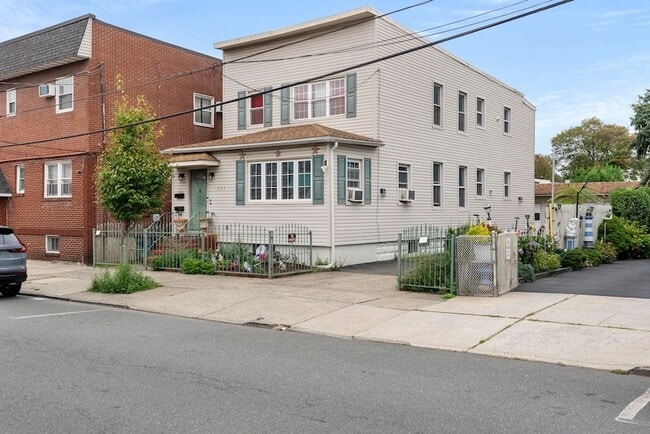 property at 221 Quincy Ave