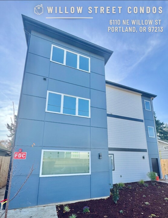 6110 NE Willow St in Portland, OR - Foto de edificio