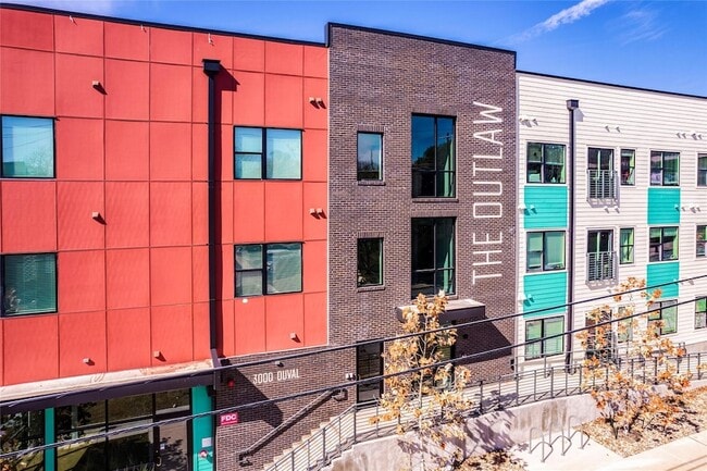 3000 Duval St, Unit 207 in Austin, TX - Building Photo - Building Photo