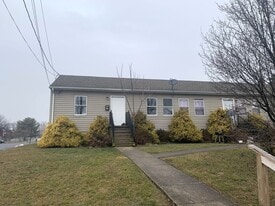 533-543 Hollywell Ave in Chambersburg, PA - Building Photo