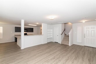 8627 Middleton Oaks Cir in Houston, TX - Building Photo - Building Photo