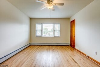 1208 Morris Ave in Union, NJ - Building Photo - Building Photo