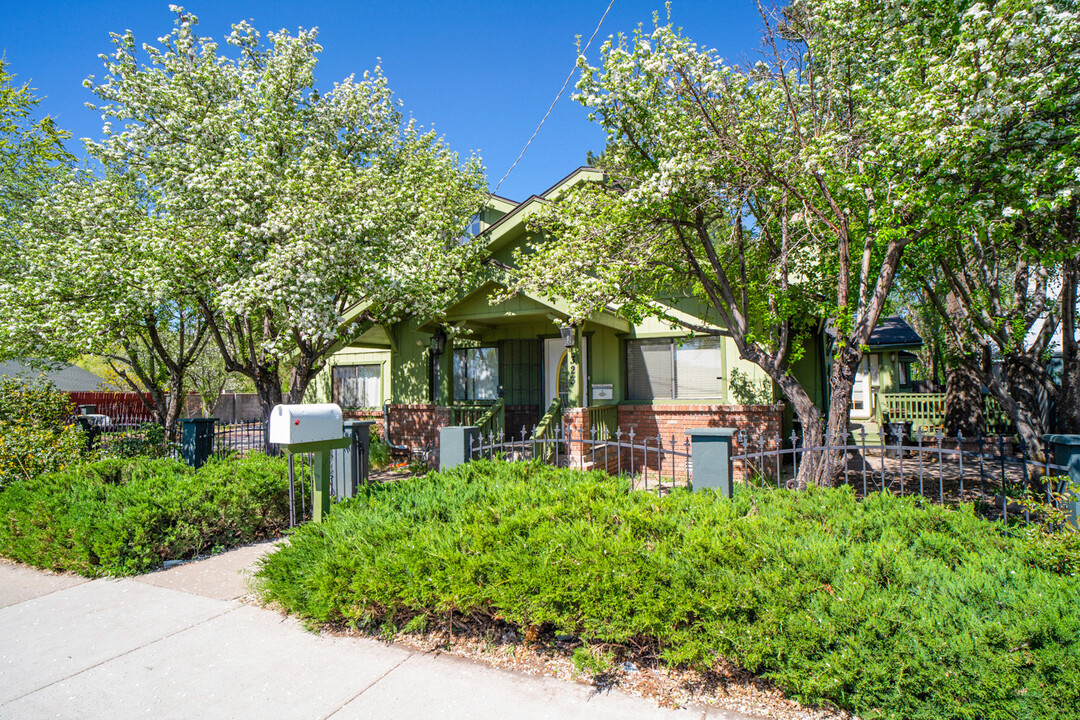 323 S Elden St in Flagstaff, AZ - Building Photo