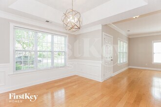 15824 Robins Way in Huntersville, NC - Building Photo - Building Photo