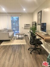 1261 Laurel Ave in West Hollywood, CA - Foto de edificio - Building Photo