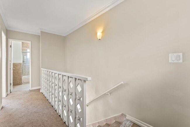 1015 Ashland Ave in Santa Monica, CA - Building Photo - Building Photo