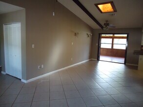 1440 Vista Pl in Tarpon Springs, FL - Building Photo - Building Photo