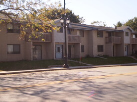 Fox Lake Meadows Apartments