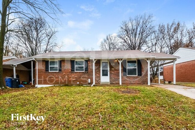 property at 2561 Courtyard Pl