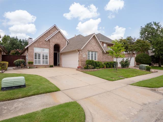 8611 Forest Glen Dr in Irving, TX - Building Photo - Building Photo