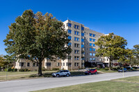 The Apartments at Hotel Phillips in Bartlesville, OK - Building Photo - Building Photo