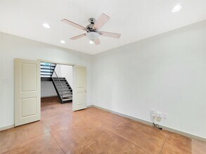 321 E 20th St in Houston, TX - Building Photo - Building Photo