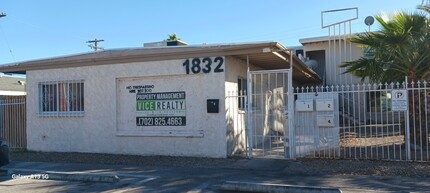 1832 Lewis Ave, Unit 4 in Las Vegas, NV - Building Photo - Building Photo