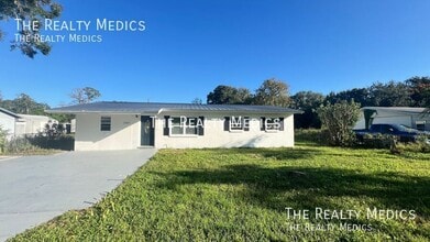 2530 N Palm Dr in Cocoa, FL - Building Photo - Building Photo