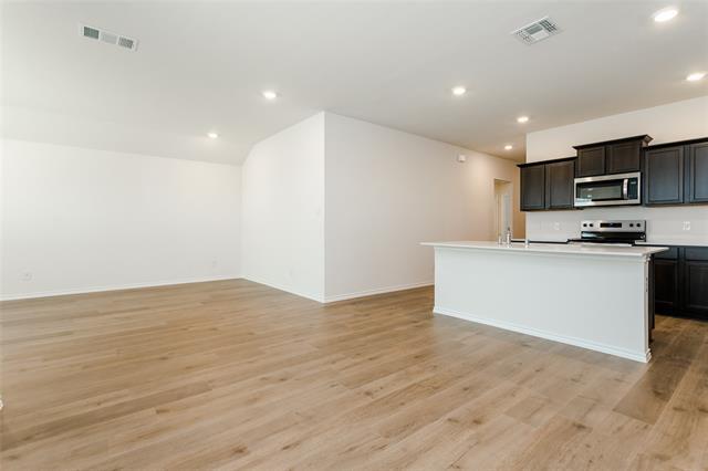 5114 Knob Hl Dr in Denton, TX - Building Photo - Building Photo