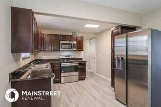 7953 Patou Dr S in Jacksonville, FL - Building Photo - Building Photo