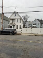 412 Dewey St in Bridgeport, CT - Building Photo - Building Photo